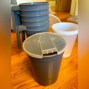 6 Water Pitchers